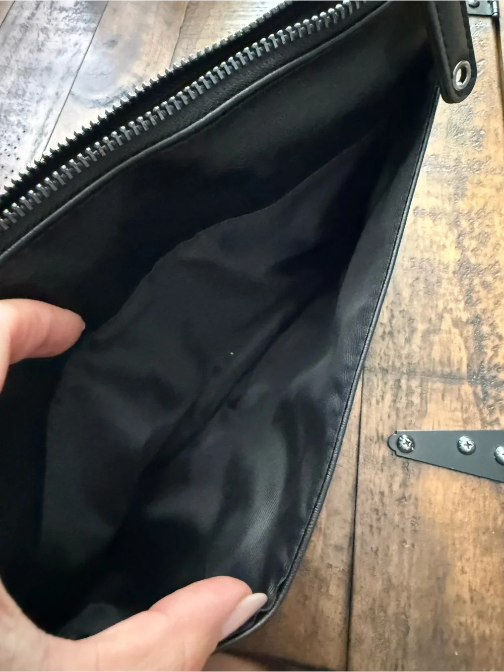 Men's Black Leather Wristlet Clutch Multipocket - Minimal Carry